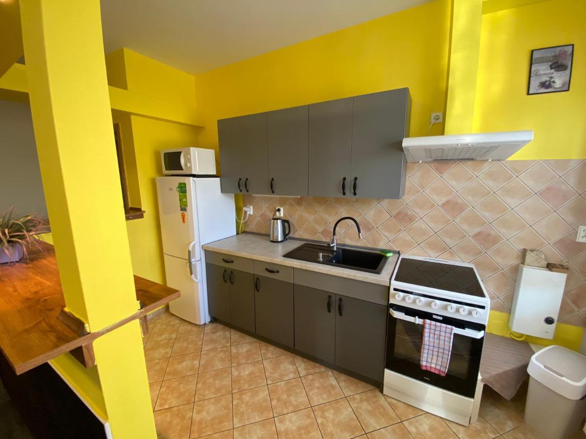 Apartment Martinec Nove Mesto nad Metuji Luaran gambar